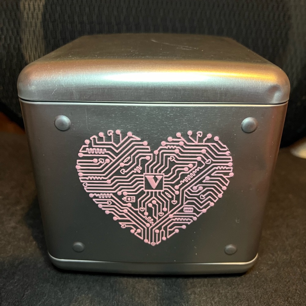 Voight by Valentina Game Over tin/packaging